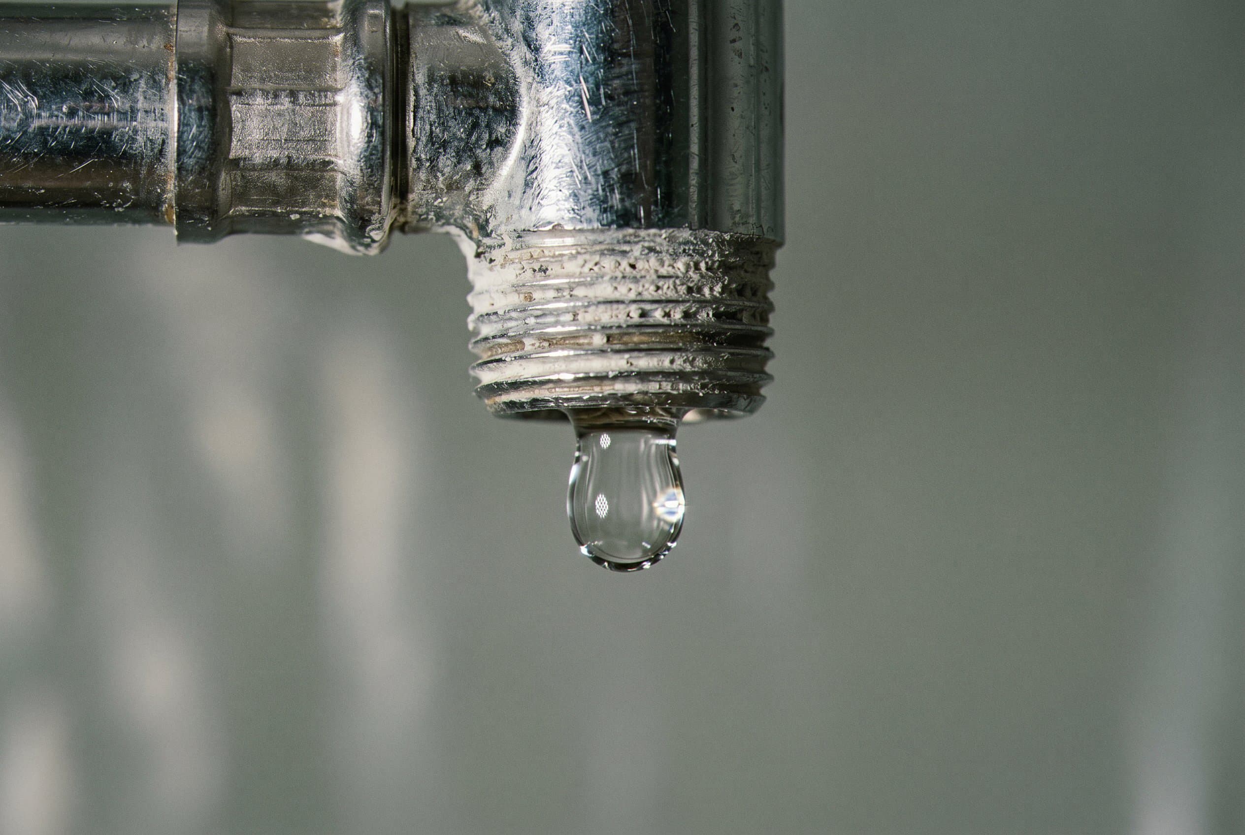 Acoustic equipment detecting water flow.